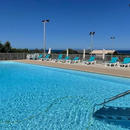 A 5 Mn à Pied De La Mer, Piscine ,tennis, Paillote *